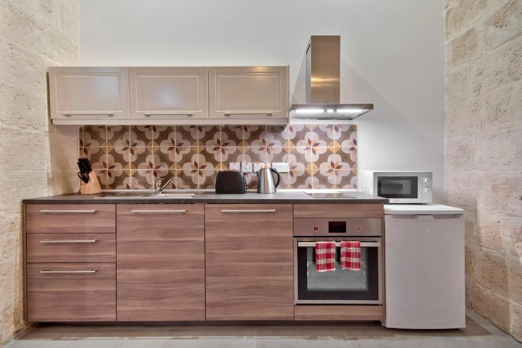Vallettastay Old Lodge Apartment 2 Екстер'єр фото